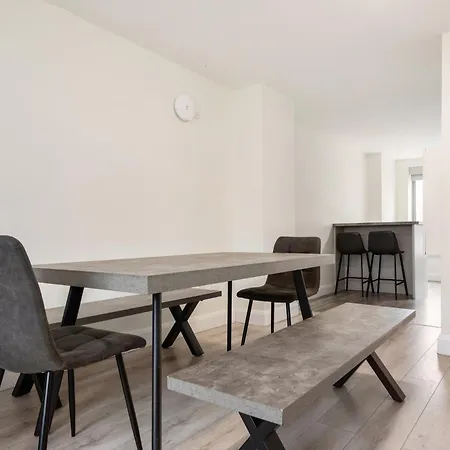 Apartahotel Mayor Square 3*