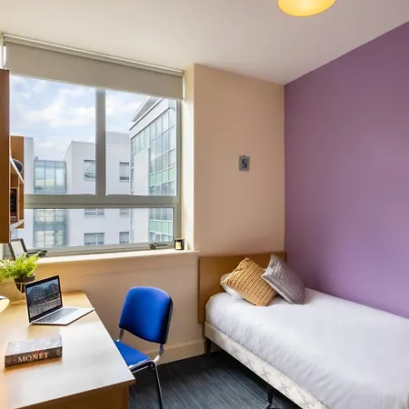 Aparthotel Canvas Mayor Square 3*