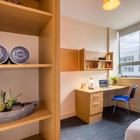 Canvas Mayor Square Aparthotel 3*